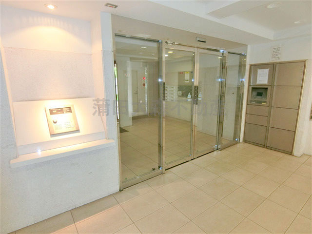 スカイコート蒲田第6のエントランス