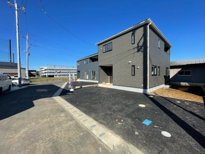 【前面道路含む現地写真】 | 富里市七栄第３０-2号棟 | ４ＬＤＫ　最短即日見学も可能です。お気軽にお問合せ下さい！  