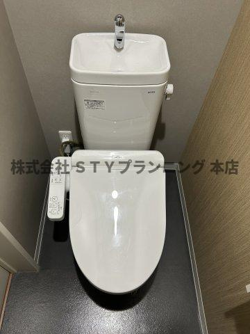仲介手数料０円！シャンフェルト原のトイレ