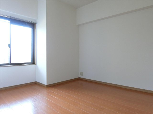 グリーンハイツ（上津）の寝室|風通しも良い寝室です☆