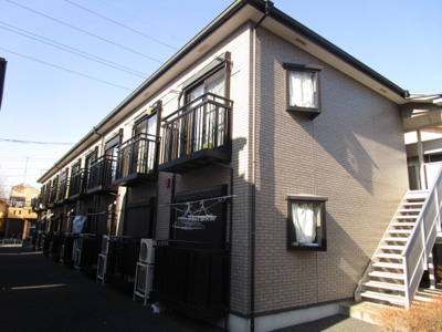 ★２階建て南西向きアパート★