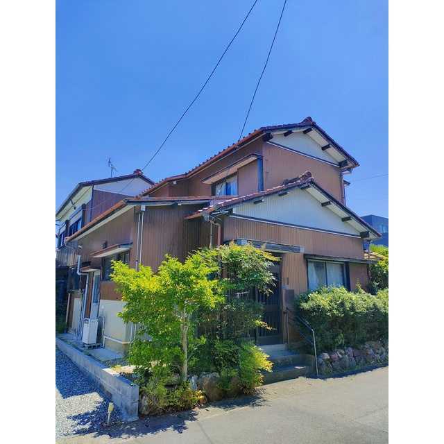 岐阜市細畑３丁目の一戸建て