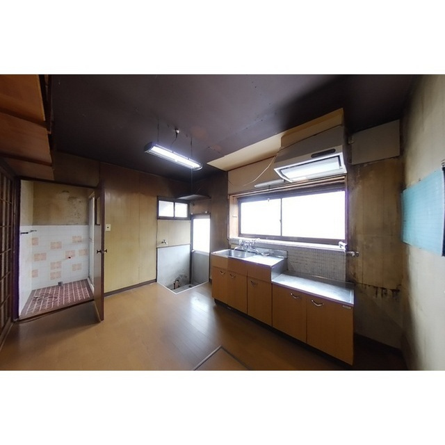 岐阜市細畑３丁目の一戸建ての居間・リビング