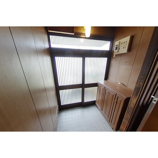 岐阜市細畑３丁目の一戸建ての玄関