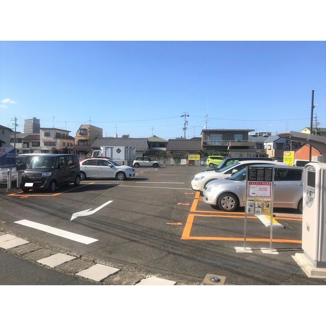 岐阜市松鴻町４丁目の駐車場