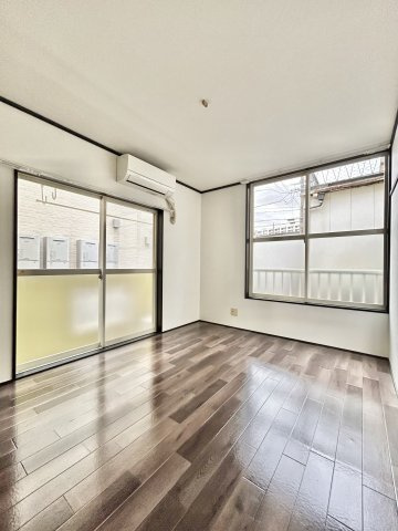 ベルハイツＭの居間・リビング