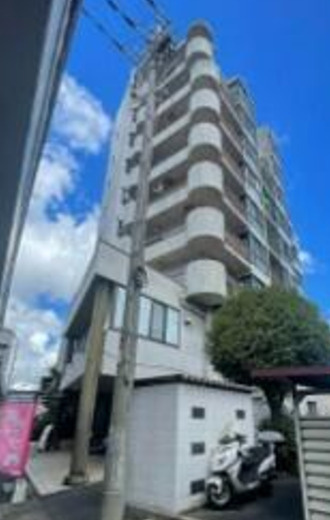 大津市粟津町の店舗事務所の外観