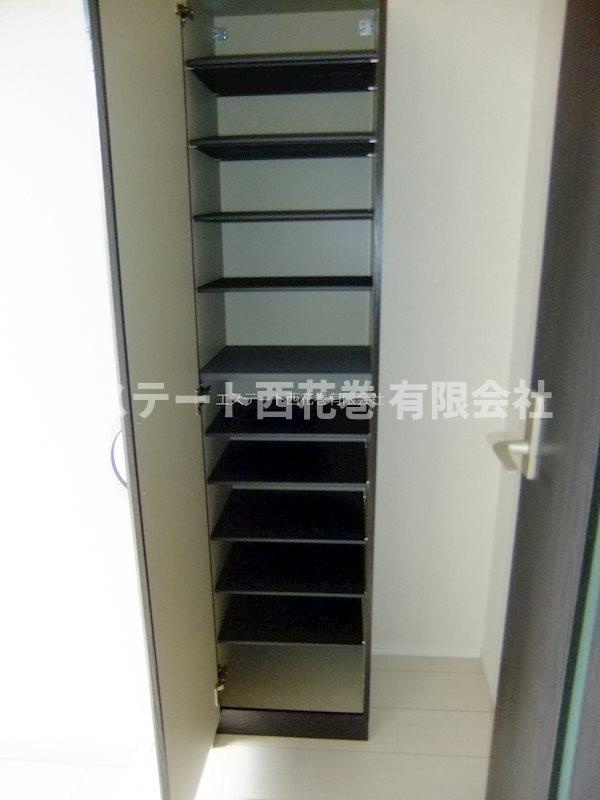 porte　bonheurⅢの玄関|シューズボックス