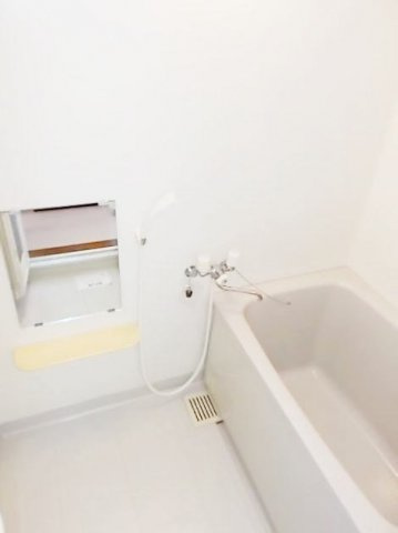 サニーパレス一条　Ｃの浴室