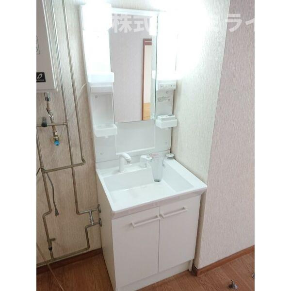 ジェーハイツ恵庭有明2の独立洗面台|201号室