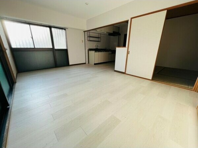 【居間・リビング】 | ヴィアーレマルフク南館