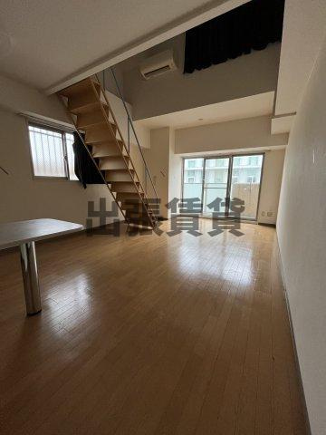 仲介手数料０円！アル・ドゥ・6の居間・リビング