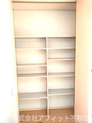 【その他】 | エリーゼ | リビング収納