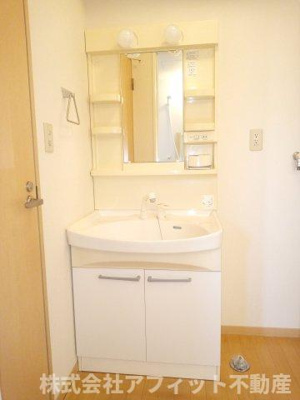 【洗面所】 | エリーゼ | 洗髪洗面化粧台