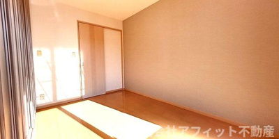 【寝室】 | エリーゼ | 洋室5.4帖