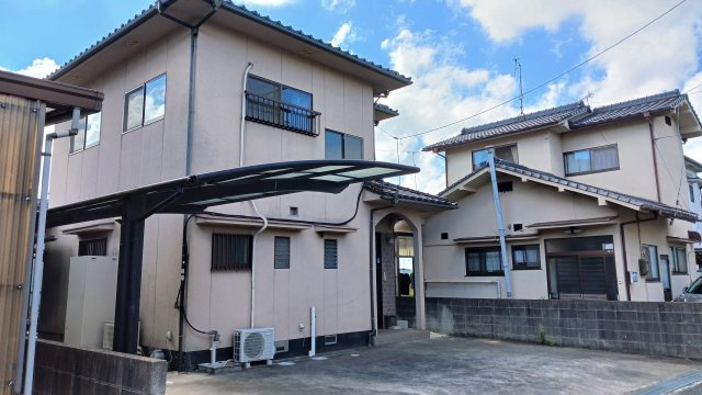 神辺町西中条　売住宅の外観