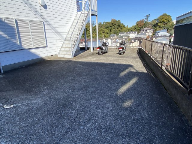 ガーデンハウスⅠの駐車場|駐輪場