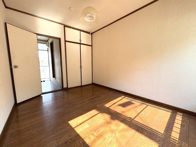 ガーデンハウスⅠの居間・リビング