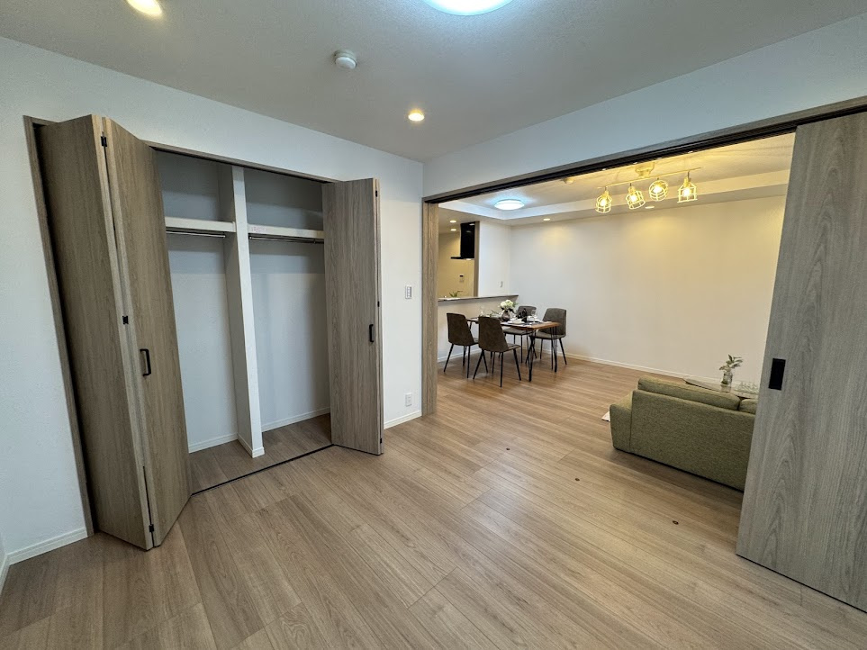 【洋室】サーパスシティ高知１ 