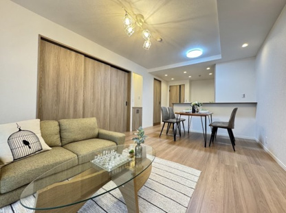 【居間・リビング】サーパスシティ高知１ 