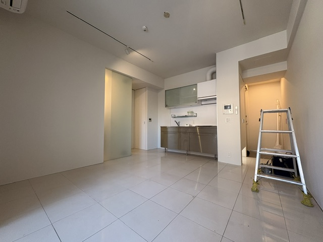 ラ・ドゥセール湊町のロビー|別部屋参考写真