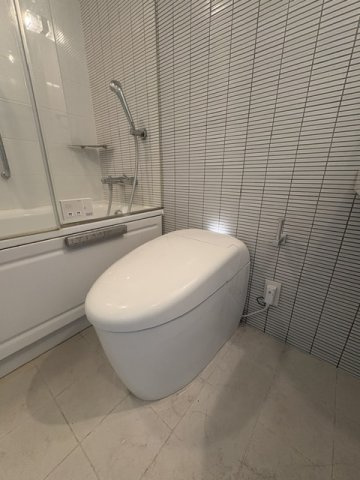 ラ・ドゥセール湊町のトイレ|別部屋参考写真