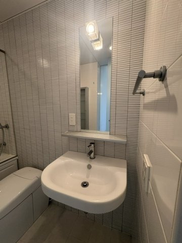 ラ・ドゥセール湊町の洗面所|別部屋参考写真