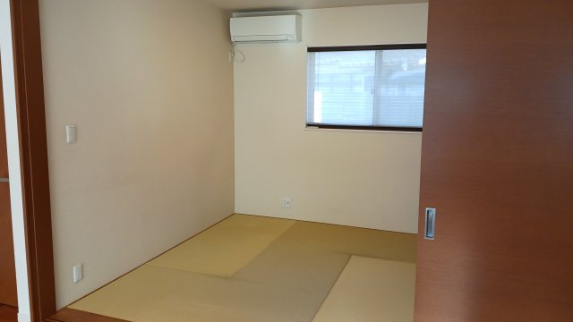 加茂町粟根　オール電化住宅の和室