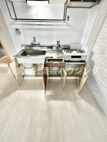 クリークレーン桃山台のキッチン|キッチン下収納