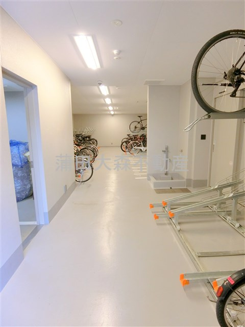 フレンシア蒲田のその他共用部分|屋根付き駐輪場