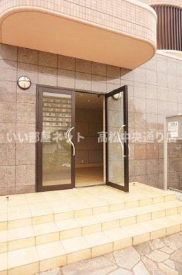 【エントランス】 | オーブ木太