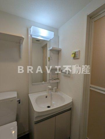 エグゼ大阪城イースト BRAVI不動産の独立洗面台