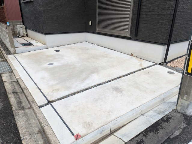西区天塚町4丁目戸建の駐車場|西区 天塚町4丁目戸建