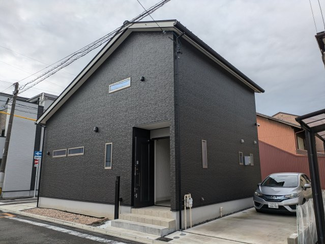 西区天塚町4丁目戸建