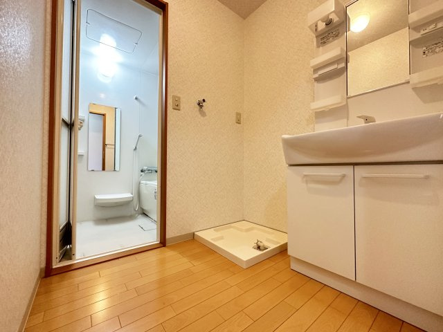 ルガーノⅠの洗面所