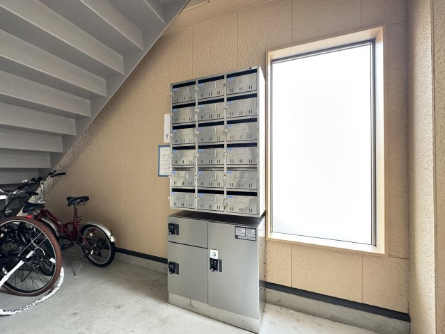 セレス薊野のエントランス