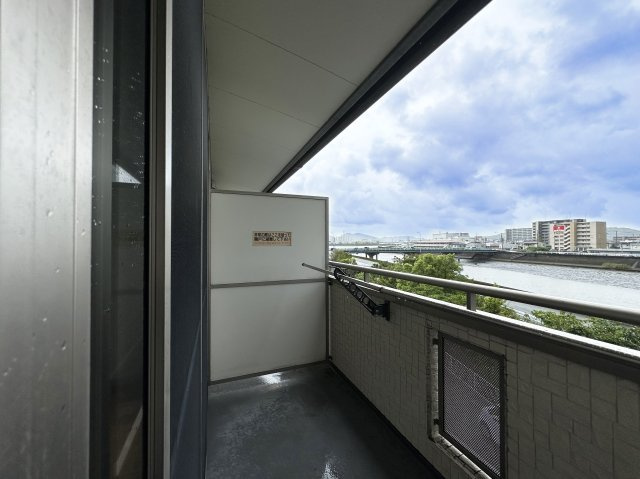 セレス薊野のバルコニー