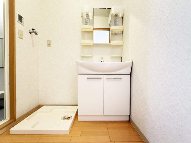 セレス薊野の洗面所