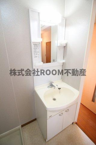 エストリル2の独立洗面台|独立洗面台です