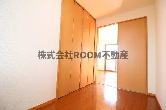 エストリル2の洋室|コンパクトで使いやすい洋室です