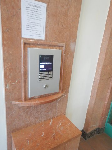 ソフィアタワー勝どきのエントランス