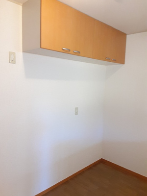 キッチンスペース上部備え付け