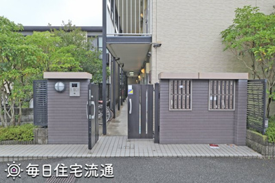 【エントランス】 | シルバコート