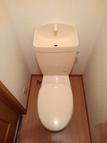 サニーヴィレッジＡのトイレ|シンプルで使いやすいトイレです