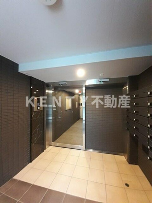 【エントランス】 | ロワモンターニュ | ゆとりのあるエントランスです