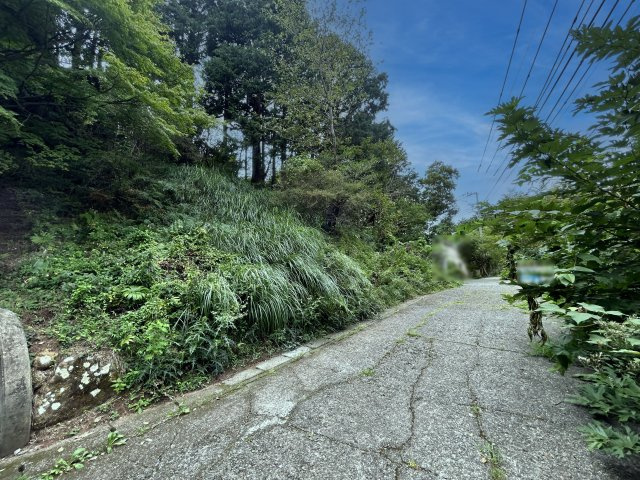 南箱根ダイヤランド④の前面道路含む現地写真