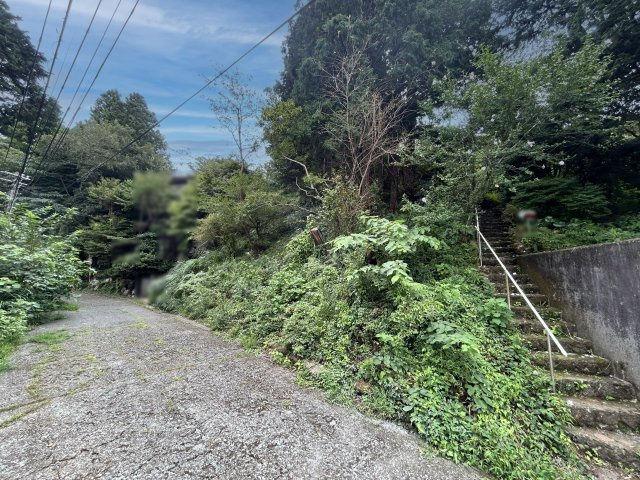 南箱根ダイヤランド④の前面道路含む現地写真