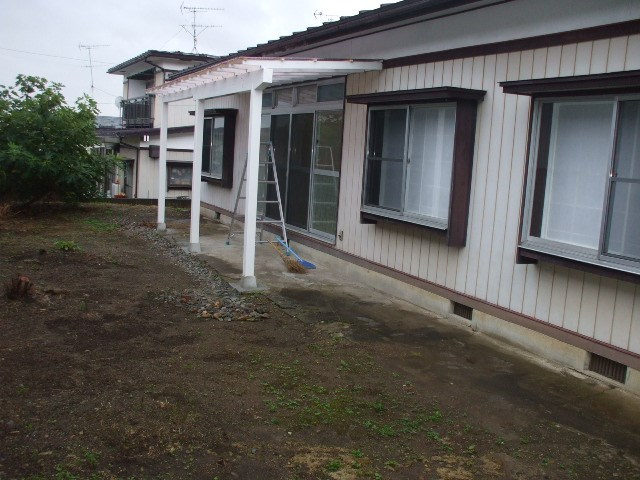 花巻市高木第20地割（高木団地内）　土地建物の外観