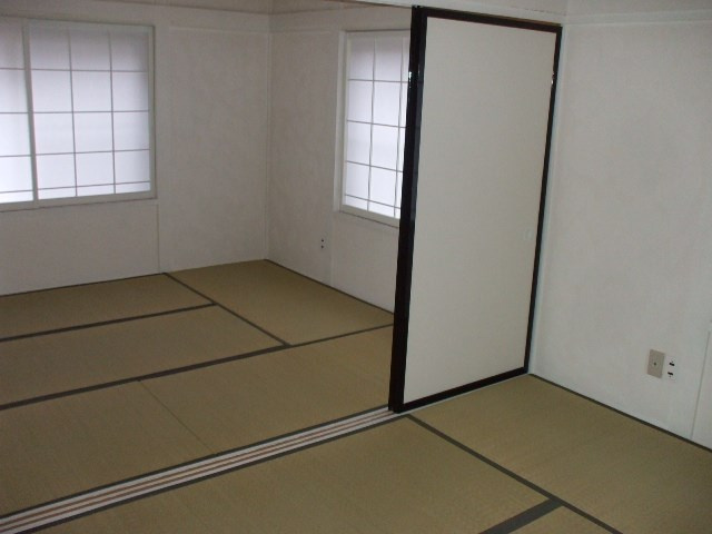 花巻市高木第20地割（高木団地内）　土地建物の和室