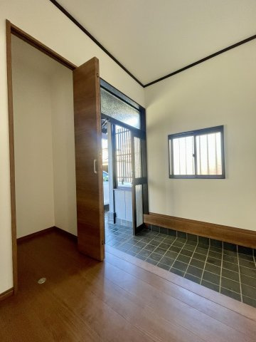 【中古戸建】高崎市大橋町の玄関|■玄関